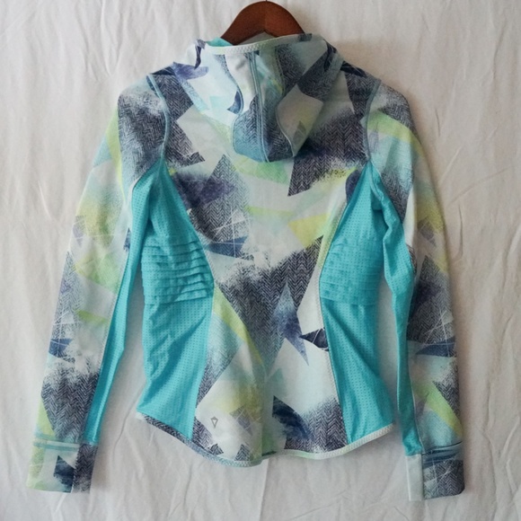 NWOT Ivivva Girls 14 (fits like 10-12) Set the Pace Hooded Athletic Jacket - Picture 2 of 14